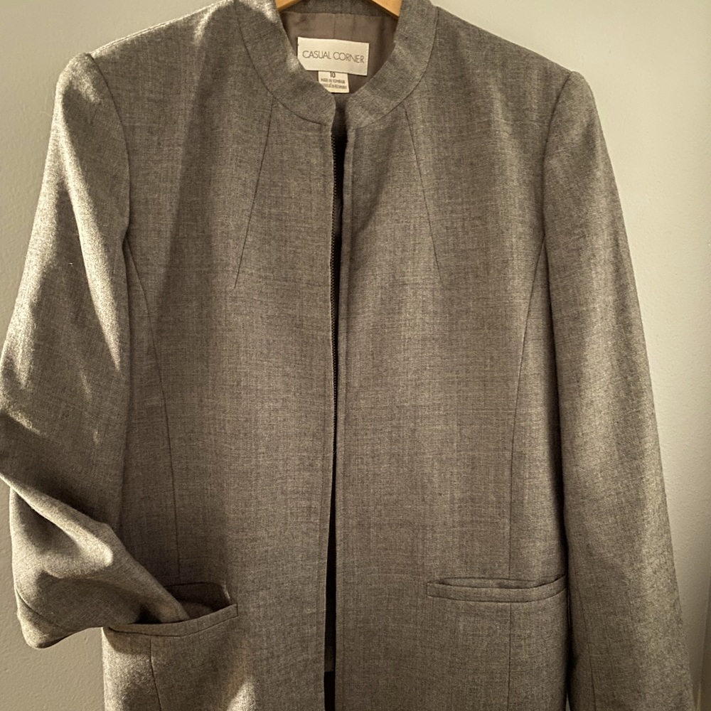 Wool 2pc Casual Corner Suit